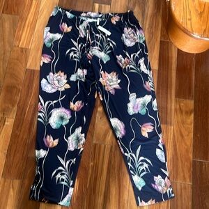 New with tags Soma lounge pajama ankle pants size large